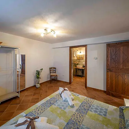 Apartamento L'uggetto Montecastrilli